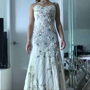 Beautiful Gown for any black tie event